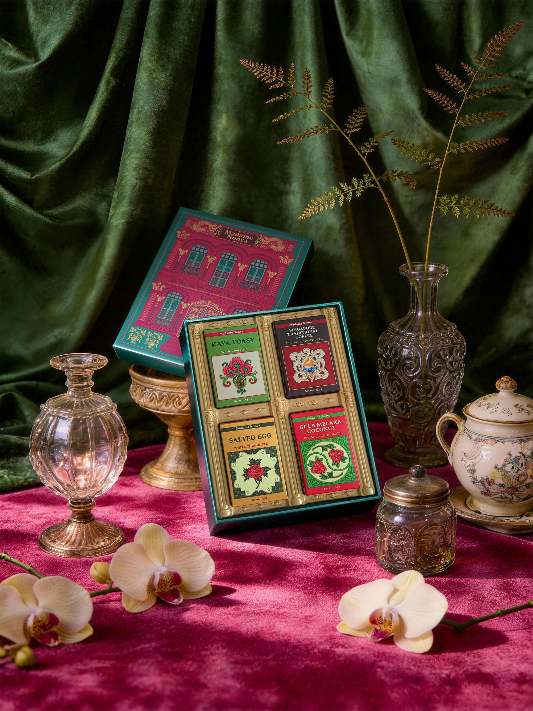 Singapore Gift - Day & Night Chocolate | Complete Heritage Collection